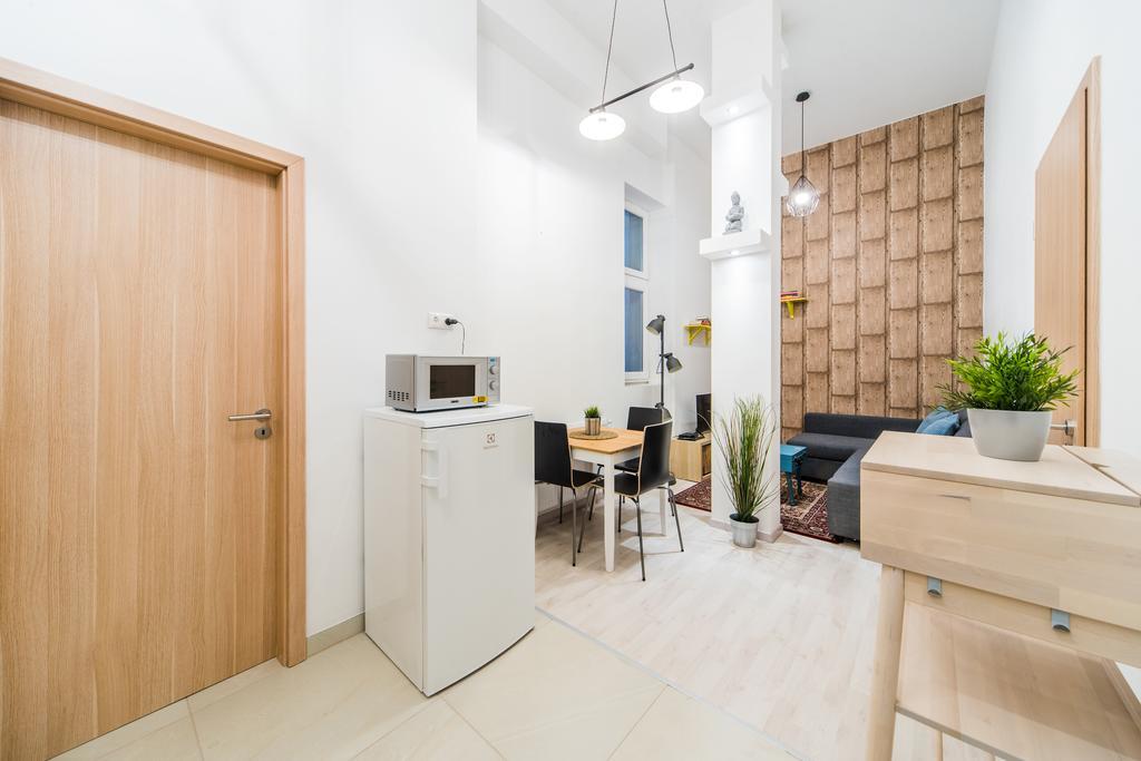 Astoria Airconed Apartments บูดาเปสต์ ภายนอก รูปภาพ